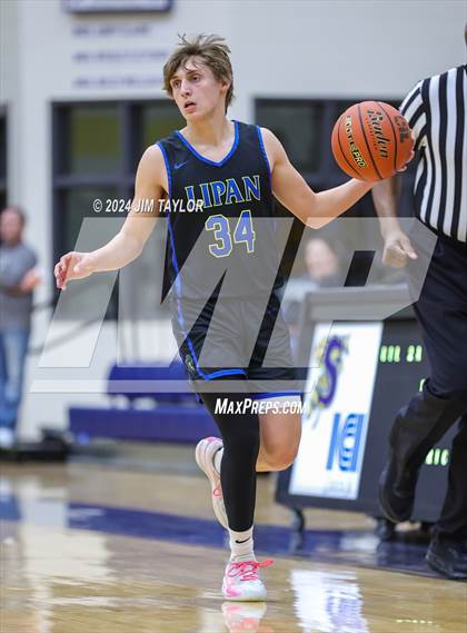 Thumbnail 3 in Lipan vs. Hamilton (UIL 2A Bi-district playoff) photogallery.