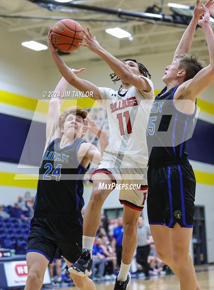 Thumbnail 3 in Lipan vs. Hamilton (UIL 2A Bi-district playoff) photogallery.