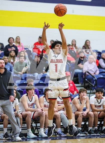 Thumbnail 3 in Lipan vs. Hamilton (UIL 2A Bi-district playoff) photogallery.