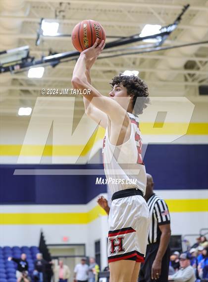 Thumbnail 1 in Lipan vs. Hamilton (UIL 2A Bi-district playoff) photogallery.