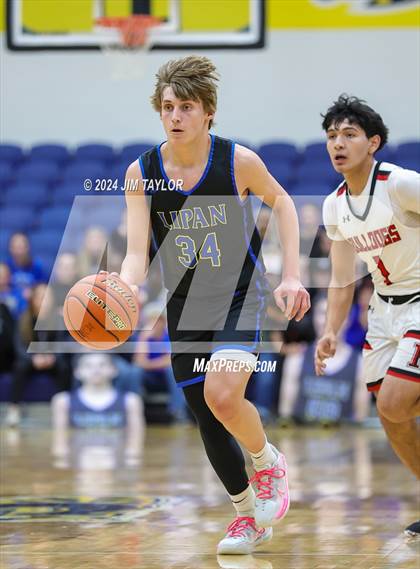 Thumbnail 2 in Lipan vs. Hamilton (UIL 2A Bi-district playoff) photogallery.