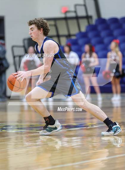 Thumbnail 3 in Lipan vs. Hamilton (UIL 2A Bi-district playoff) photogallery.