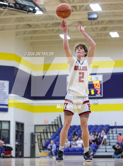 Thumbnail 1 in Lipan vs. Hamilton (UIL 2A Bi-district playoff) photogallery.