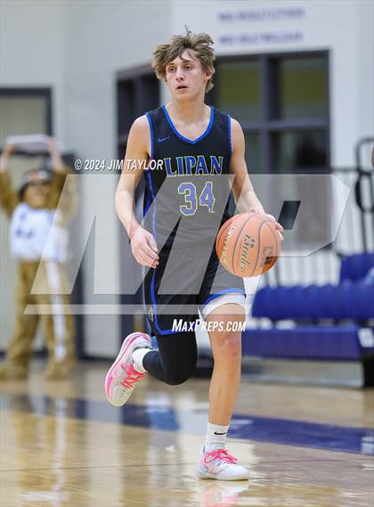 Thumbnail 3 in Lipan vs. Hamilton (UIL 2A Bi-district playoff) photogallery.