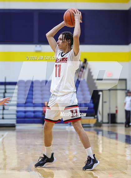 Thumbnail 1 in Lipan vs. Hamilton (UIL 2A Bi-district playoff) photogallery.