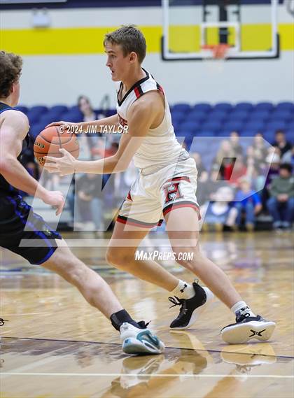 Thumbnail 1 in Lipan vs. Hamilton (UIL 2A Bi-district playoff) photogallery.