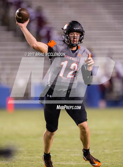 Thumbnail 3 in Rowlett vs Rockwall photogallery.