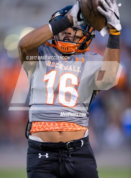 Thumbnail 2 in Rowlett vs Rockwall photogallery.