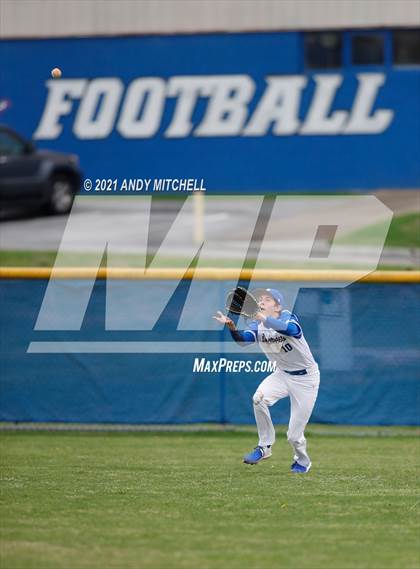 Thumbnail 3 in Boyd-Buchanan vs. South Pittsburg photogallery.