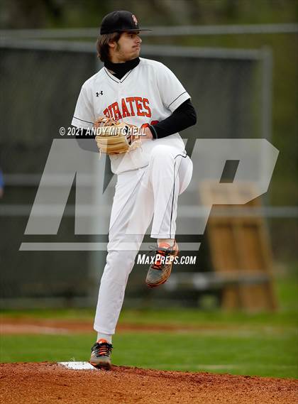 Thumbnail 3 in Boyd-Buchanan vs. South Pittsburg photogallery.