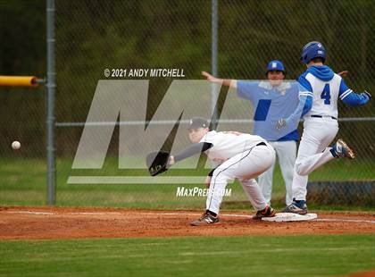 Thumbnail 1 in Boyd-Buchanan vs. South Pittsburg photogallery.