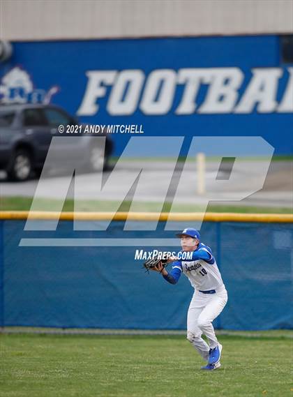 Thumbnail 2 in Boyd-Buchanan vs. South Pittsburg photogallery.