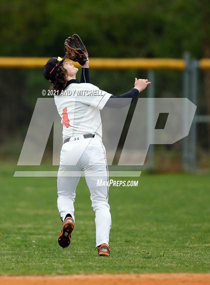 Thumbnail 2 in Boyd-Buchanan vs. South Pittsburg photogallery.