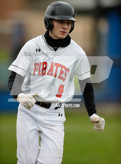 Thumbnail 1 in Boyd-Buchanan vs. South Pittsburg photogallery.