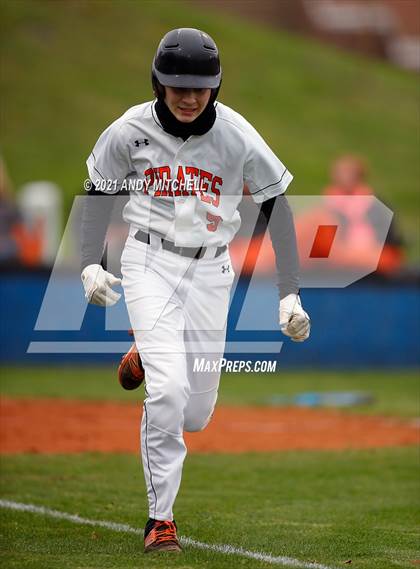 Thumbnail 3 in Boyd-Buchanan vs. South Pittsburg photogallery.