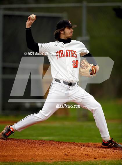 Thumbnail 2 in Boyd-Buchanan vs. South Pittsburg photogallery.