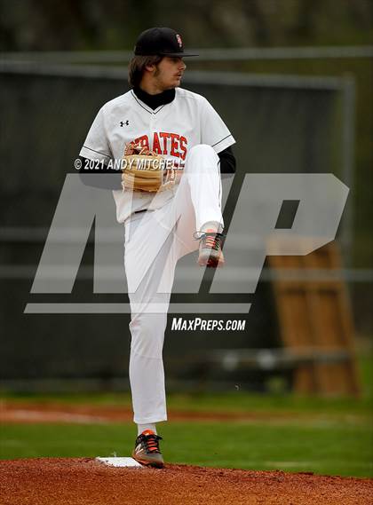 Thumbnail 1 in Boyd-Buchanan vs. South Pittsburg photogallery.