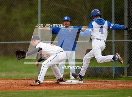 Thumbnail 2 in Boyd-Buchanan vs. South Pittsburg photogallery.