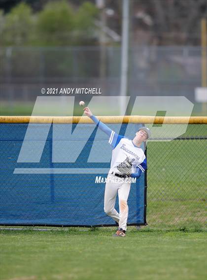 Thumbnail 2 in Boyd-Buchanan vs. South Pittsburg photogallery.