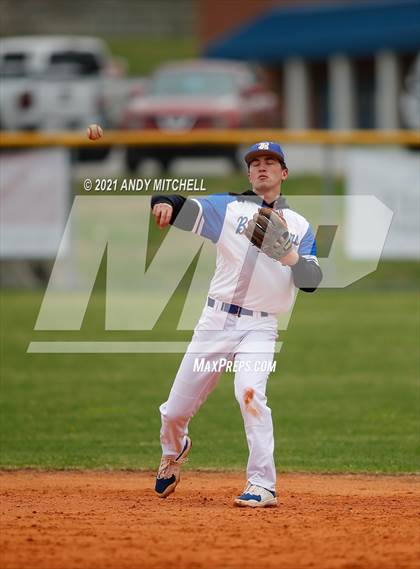 Thumbnail 2 in Boyd-Buchanan vs. South Pittsburg photogallery.