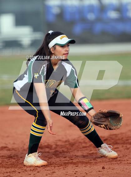 Thumbnail 3 in Bishop Manogue vs Ridgevue (Win The Pitch Tournament) photogallery.