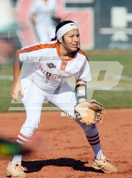 Thumbnail 3 in Bishop Manogue vs Ridgevue (Win The Pitch Tournament) photogallery.