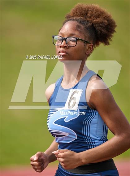 Thumbnail 1 in Dave Bethany Relays(1600M) photogallery.