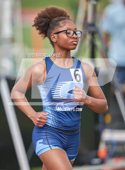 Thumbnail 1 in Dave Bethany Relays(1600M) photogallery.