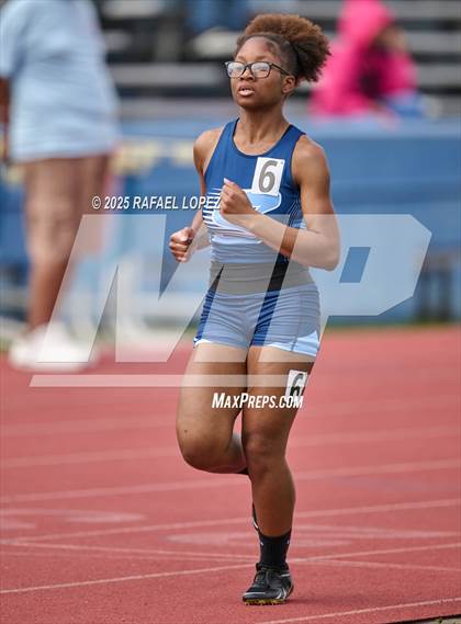 Thumbnail 1 in Dave Bethany Relays(1600M) photogallery.
