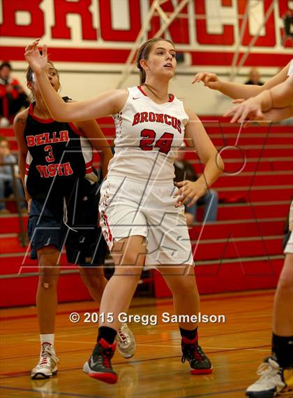 Thumbnail 1 in Bella Vista vs Alumni photogallery.