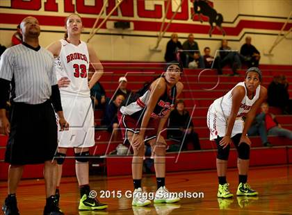 Thumbnail 2 in Bella Vista vs Alumni photogallery.
