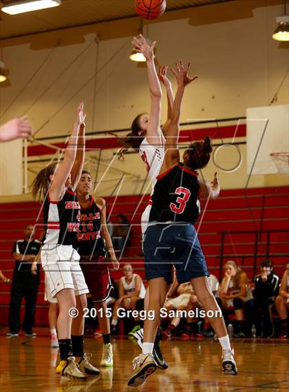 Thumbnail 1 in Bella Vista vs Alumni photogallery.