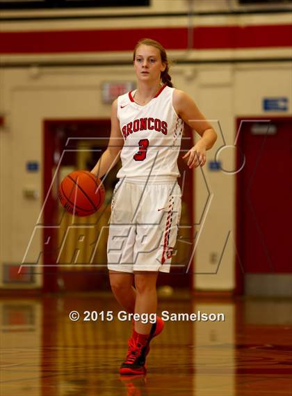 Thumbnail 1 in Bella Vista vs Alumni photogallery.