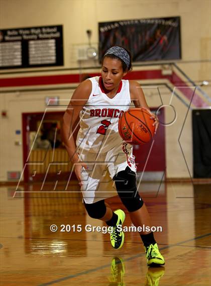 Thumbnail 3 in Bella Vista vs Alumni photogallery.