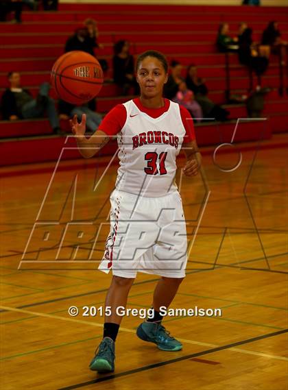 Thumbnail 2 in Bella Vista vs Alumni photogallery.