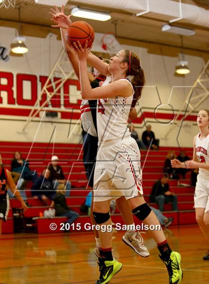 Thumbnail 3 in Bella Vista vs Alumni photogallery.