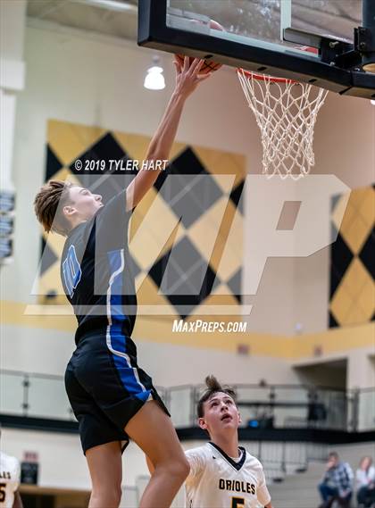 Thumbnail 2 in Hamilton Southeastern @ Avon photogallery.