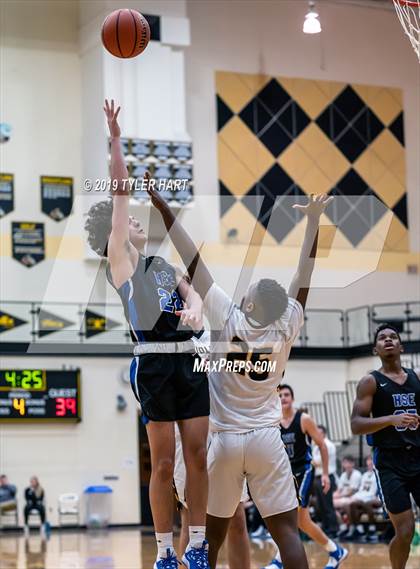 Thumbnail 3 in Hamilton Southeastern @ Avon photogallery.