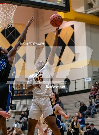 Thumbnail 2 in Hamilton Southeastern @ Avon photogallery.