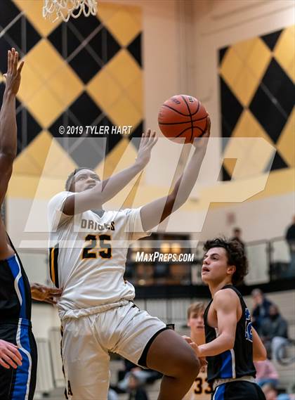 Thumbnail 3 in Hamilton Southeastern @ Avon photogallery.