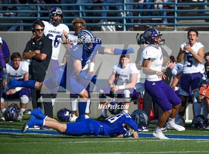 Thumbnail 3 in College Station vs. Georgetown (UIL 5A Area Playoff) photogallery.