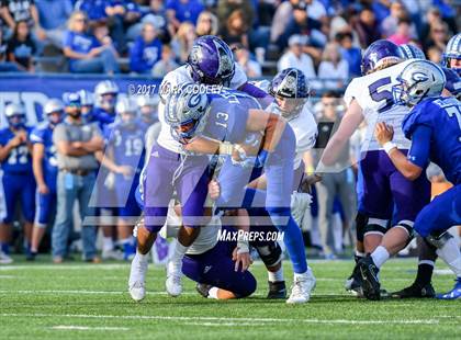 Thumbnail 2 in College Station vs. Georgetown (UIL 5A Area Playoff) photogallery.