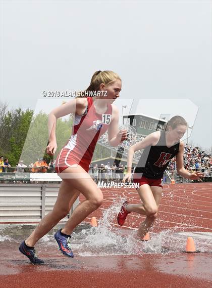 Thumbnail 2 in Section V Finals (Girls Steeplechase) photogallery.