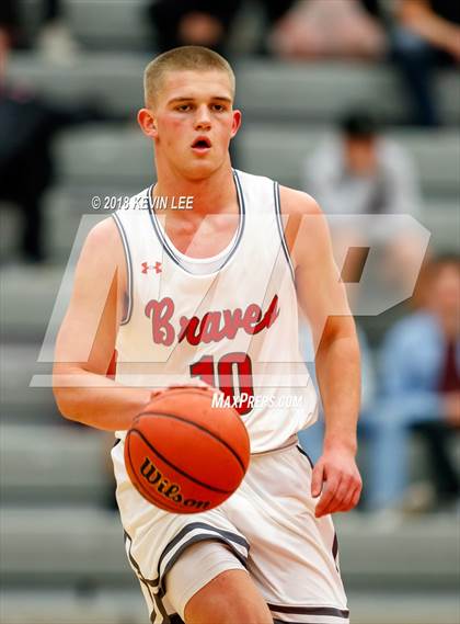 Thumbnail 3 in Bountiful vs. Copper Hills (Utah Elite 8) photogallery.