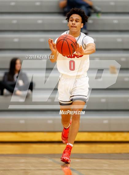 Thumbnail 2 in Bountiful vs. Copper Hills (Utah Elite 8) photogallery.