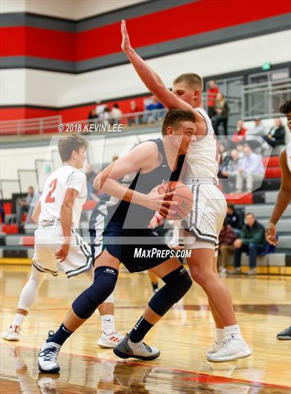 Thumbnail 3 in Bountiful vs. Copper Hills (Utah Elite 8) photogallery.