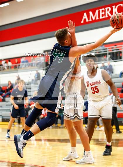 Thumbnail 2 in Bountiful vs. Copper Hills (Utah Elite 8) photogallery.