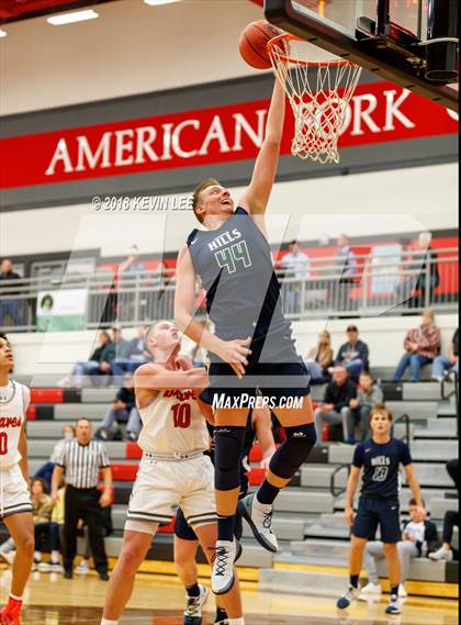 Thumbnail 3 in Bountiful vs. Copper Hills (Utah Elite 8) photogallery.
