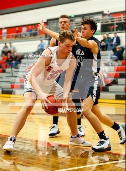 Thumbnail 2 in Bountiful vs. Copper Hills (Utah Elite 8) photogallery.