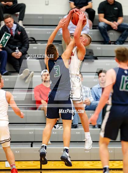 Thumbnail 3 in Bountiful vs. Copper Hills (Utah Elite 8) photogallery.